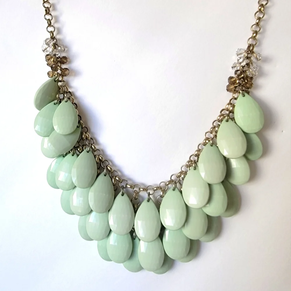 Statement Necklace - Picture 4 of 5